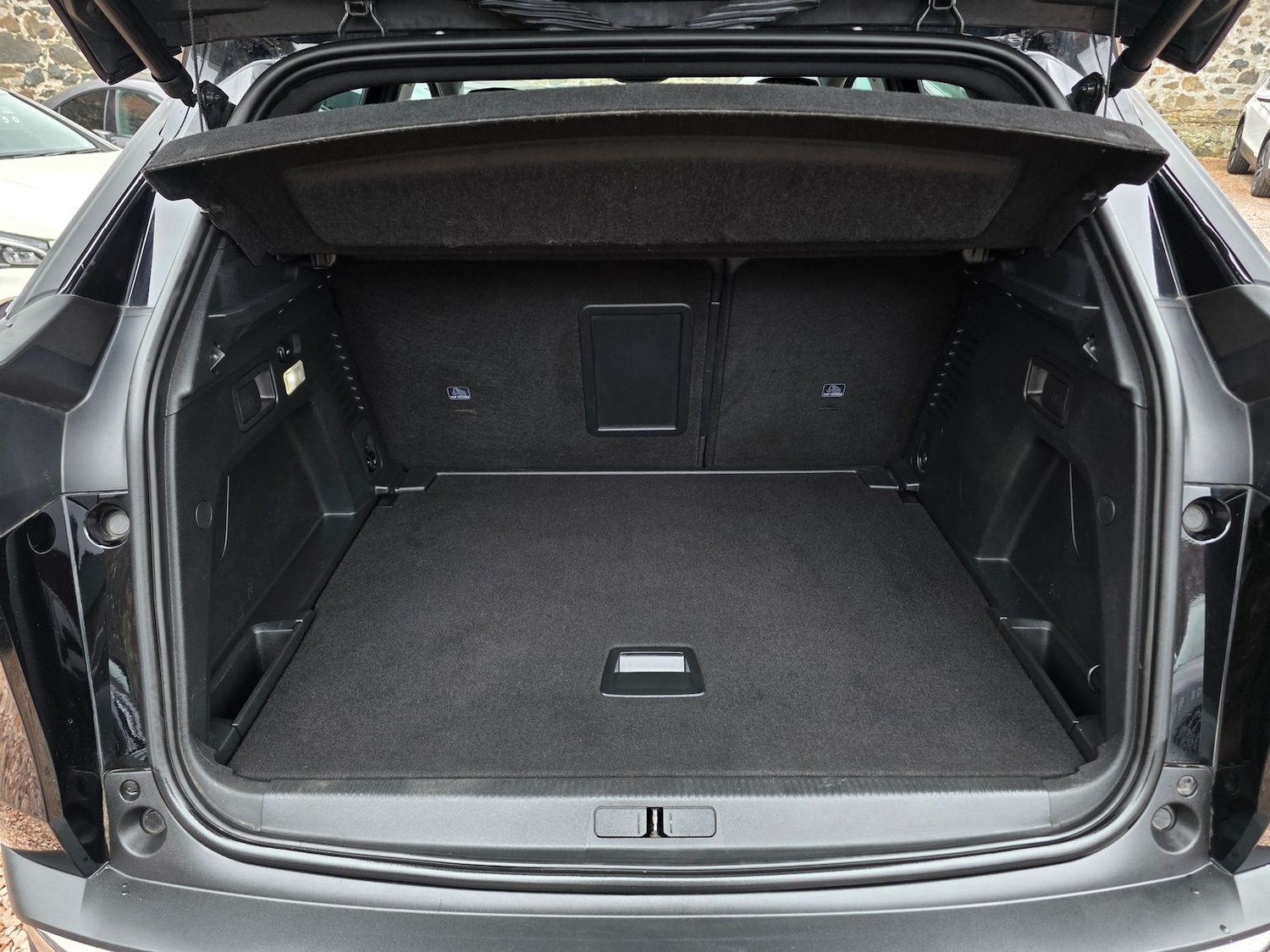 Used Peugeot 3008 2018 for sale - 78103160: Photo 13