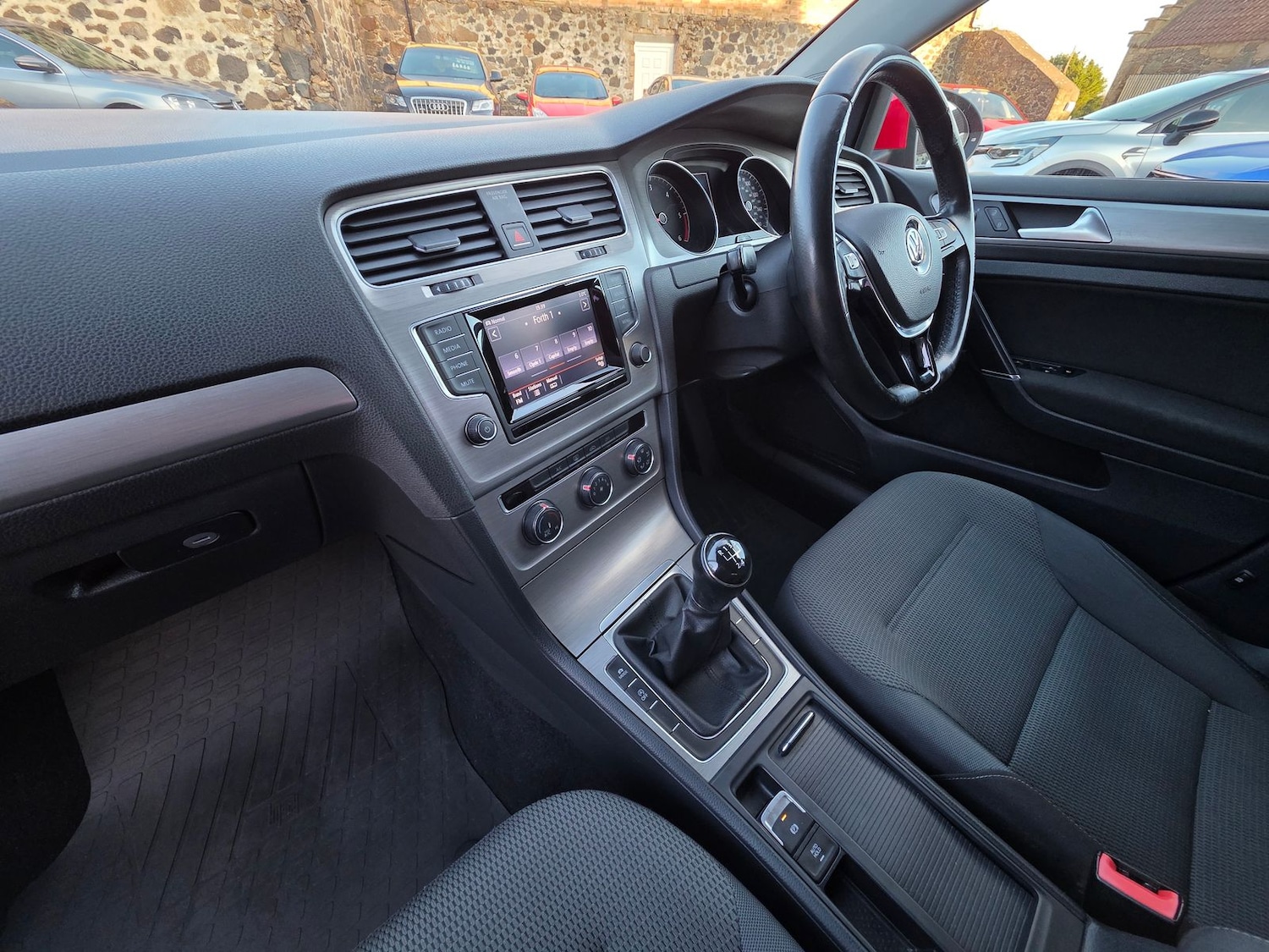 Used Volkswagen Golf 2014 for sale - 76648145: Photo 11