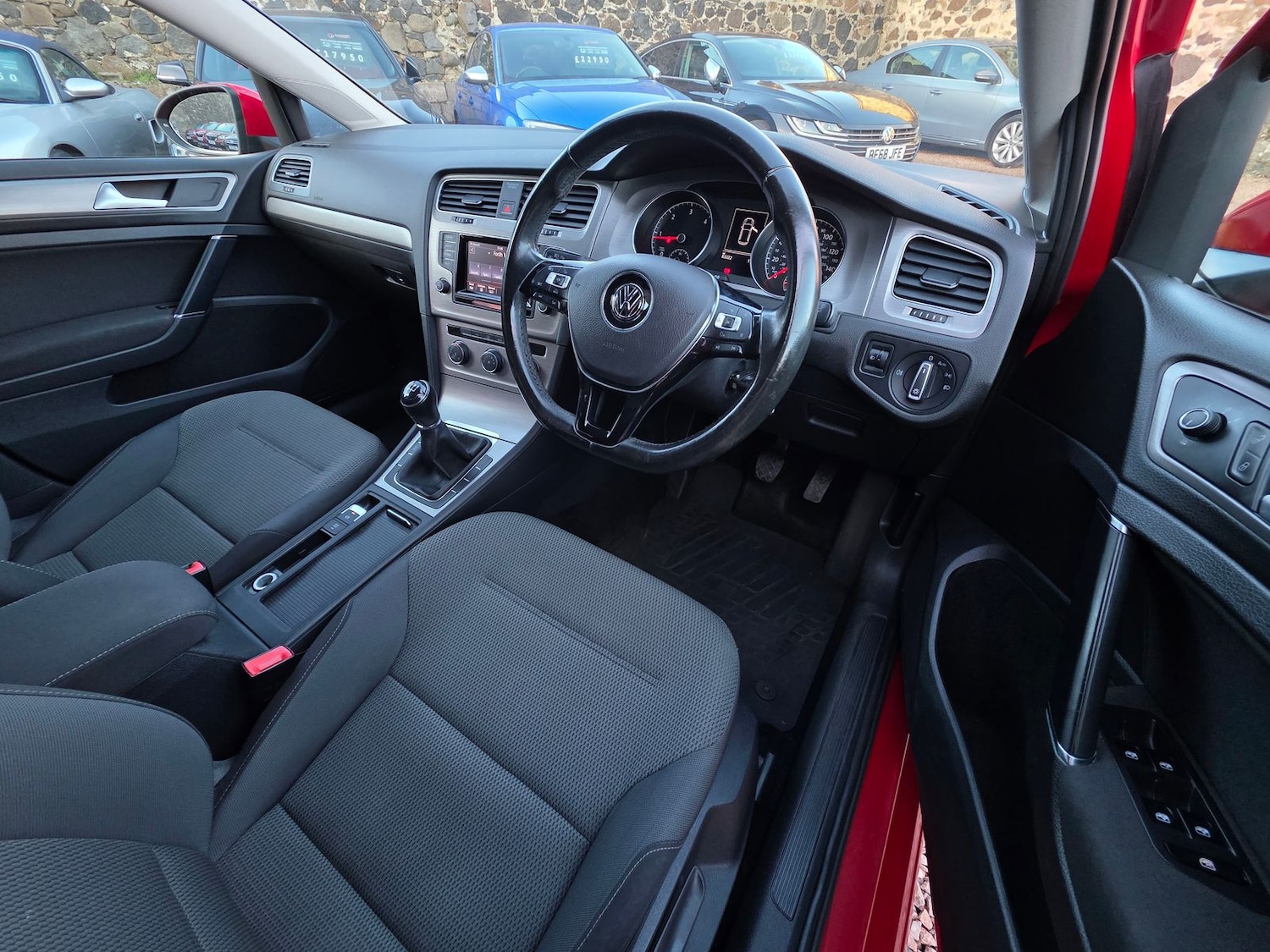 Used Volkswagen Golf 2014 for sale - 76648145: Photo 8