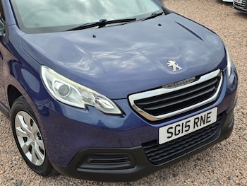 Used Peugeot 2008 2015 for sale - 75610534: Photo