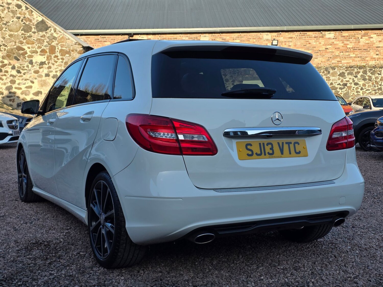 Used Mercedes-Benz B Class 2013 for sale - 77755885: Photo 15