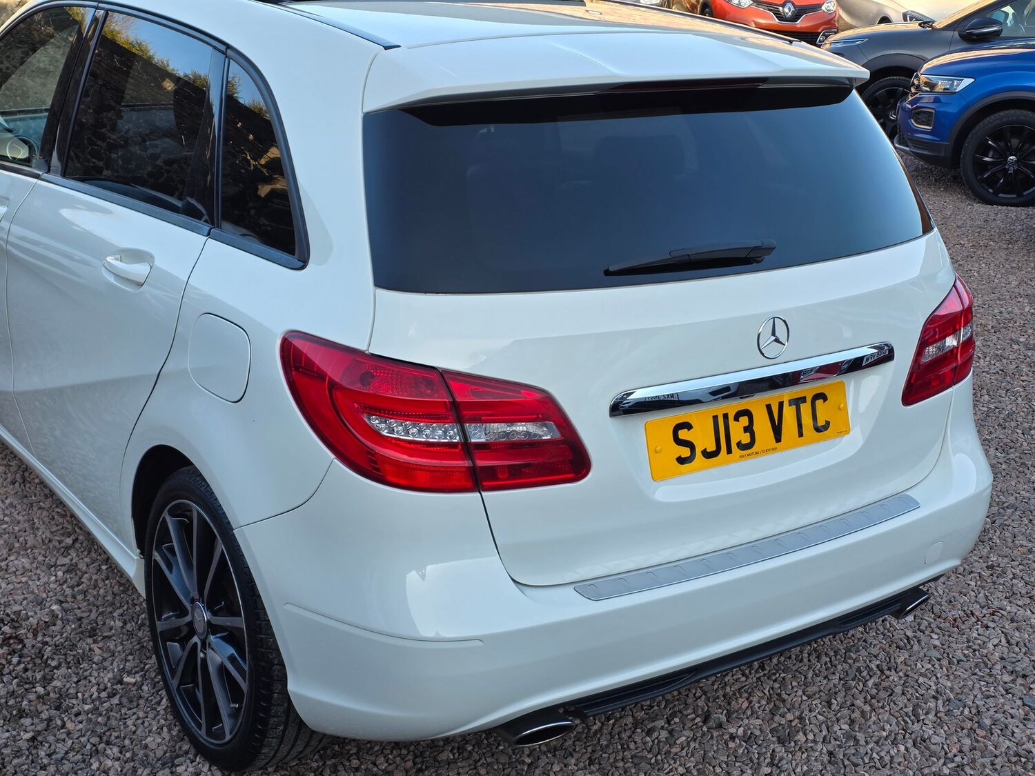 Used Mercedes-Benz B Class 2013 for sale - 77755885: Photo 16