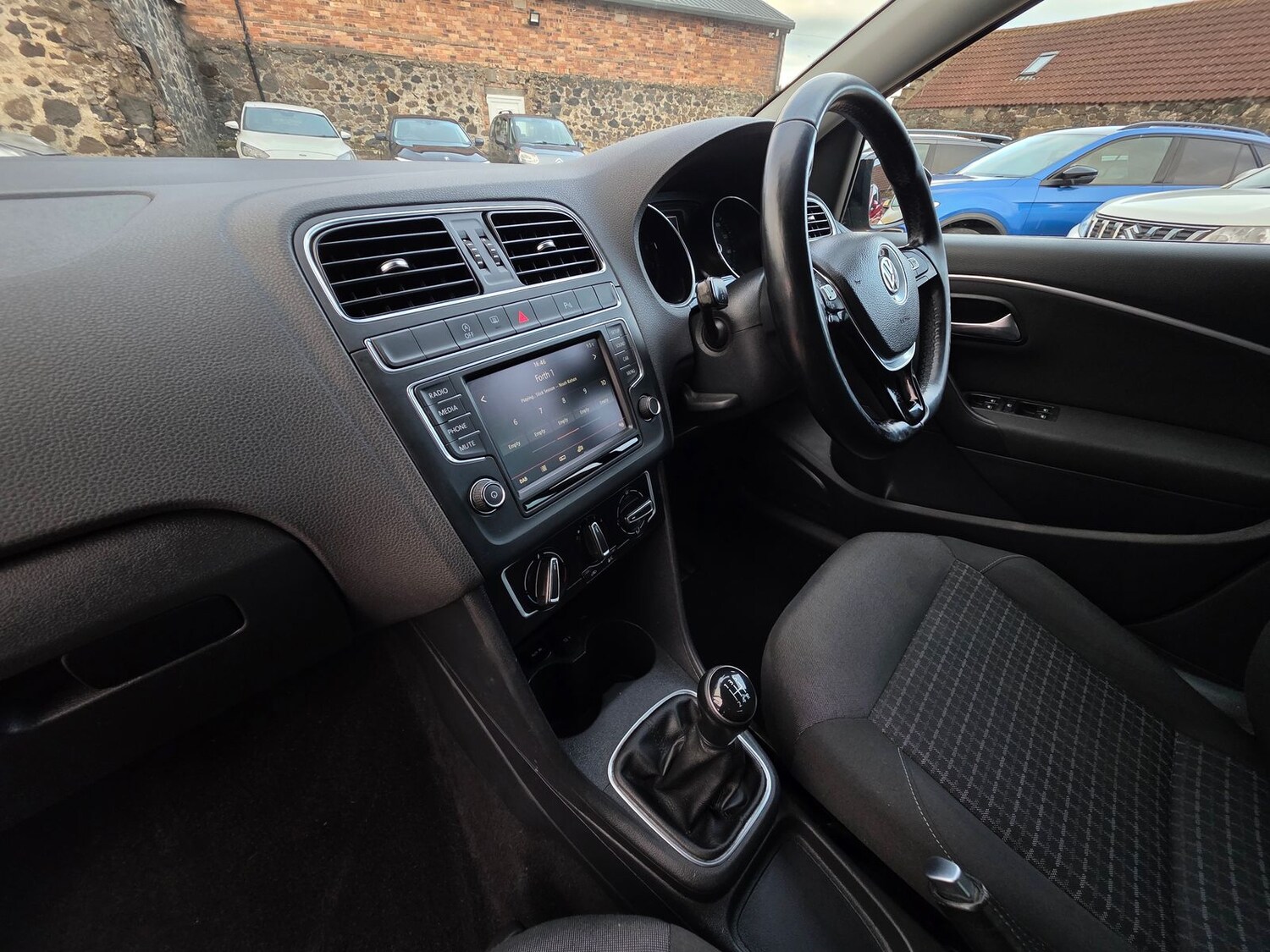 Used Volkswagen Polo 2016 for sale - 77726251: Photo 11