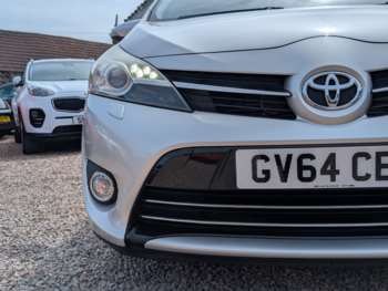 Used Toyota Verso 2014 for sale - 74752765: Photo
