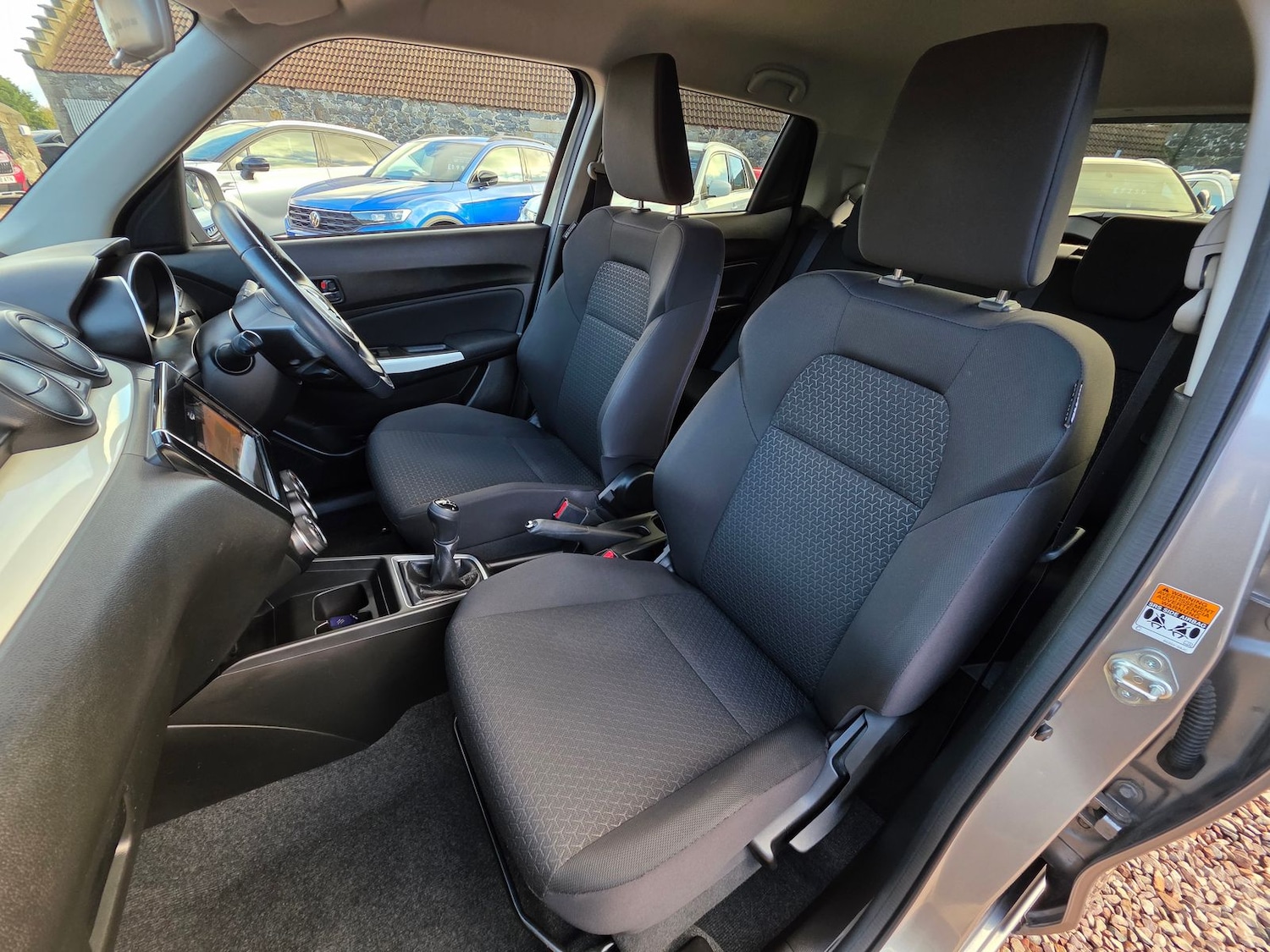 Used Suzuki Swift 2017 for sale - 76410453: Photo 10