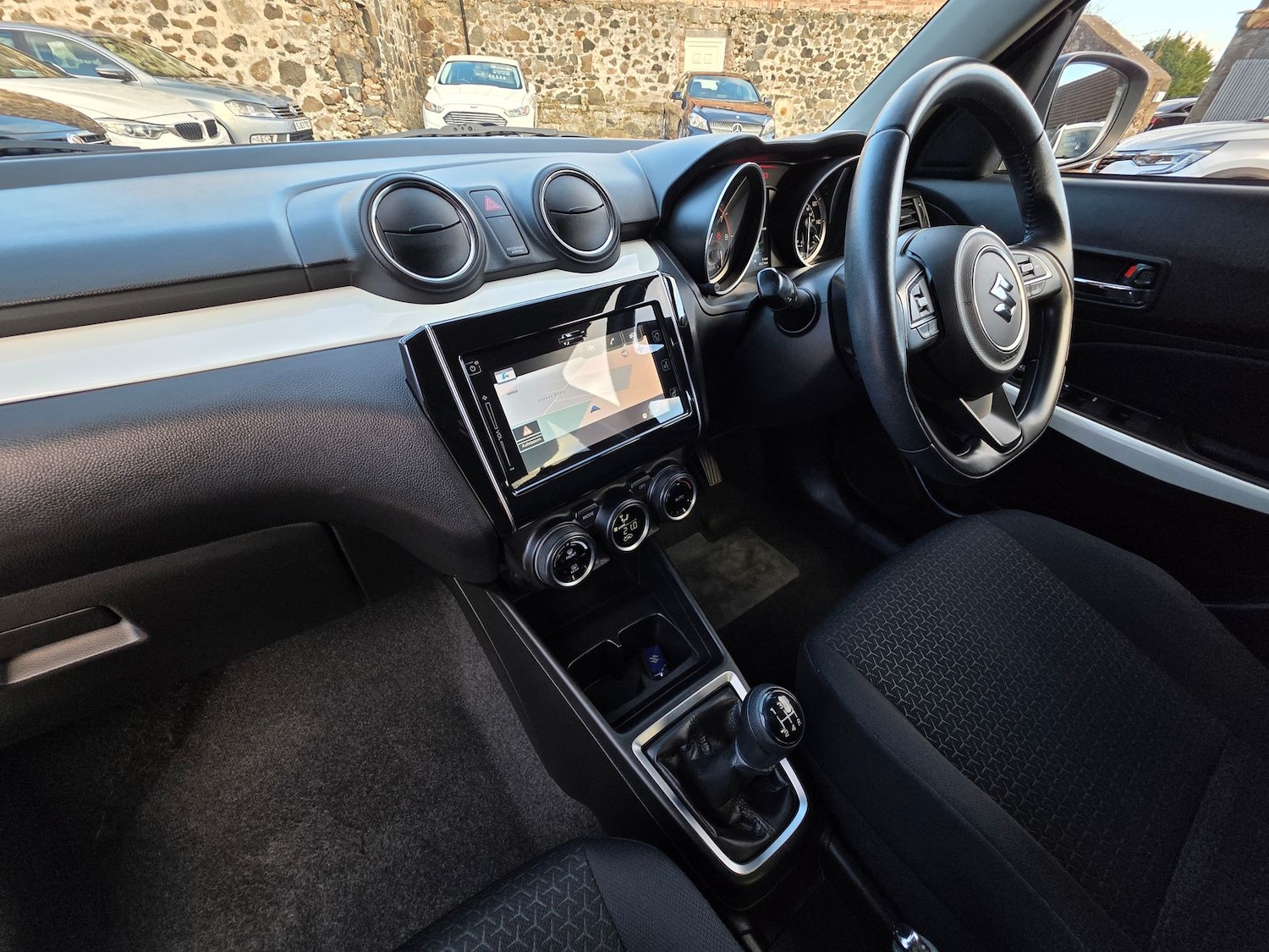 Used Suzuki Swift 2017 for sale - 76410453: Photo 11