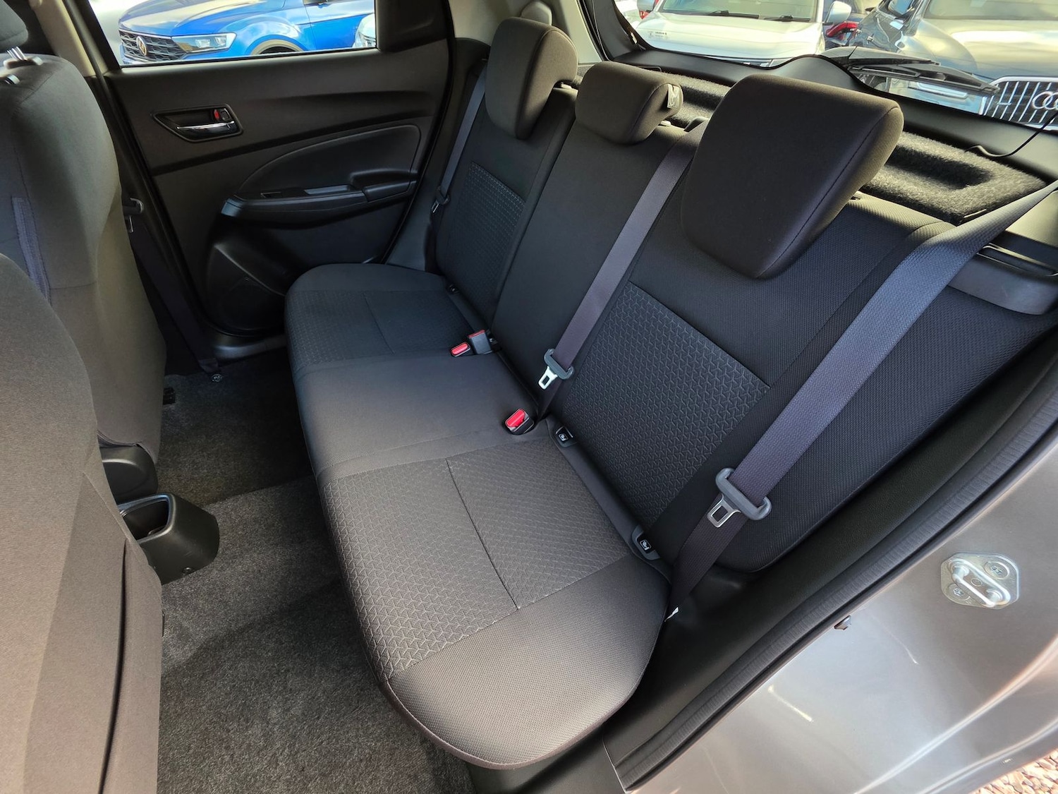 Used Suzuki Swift 2017 for sale - 76410453: Photo 12