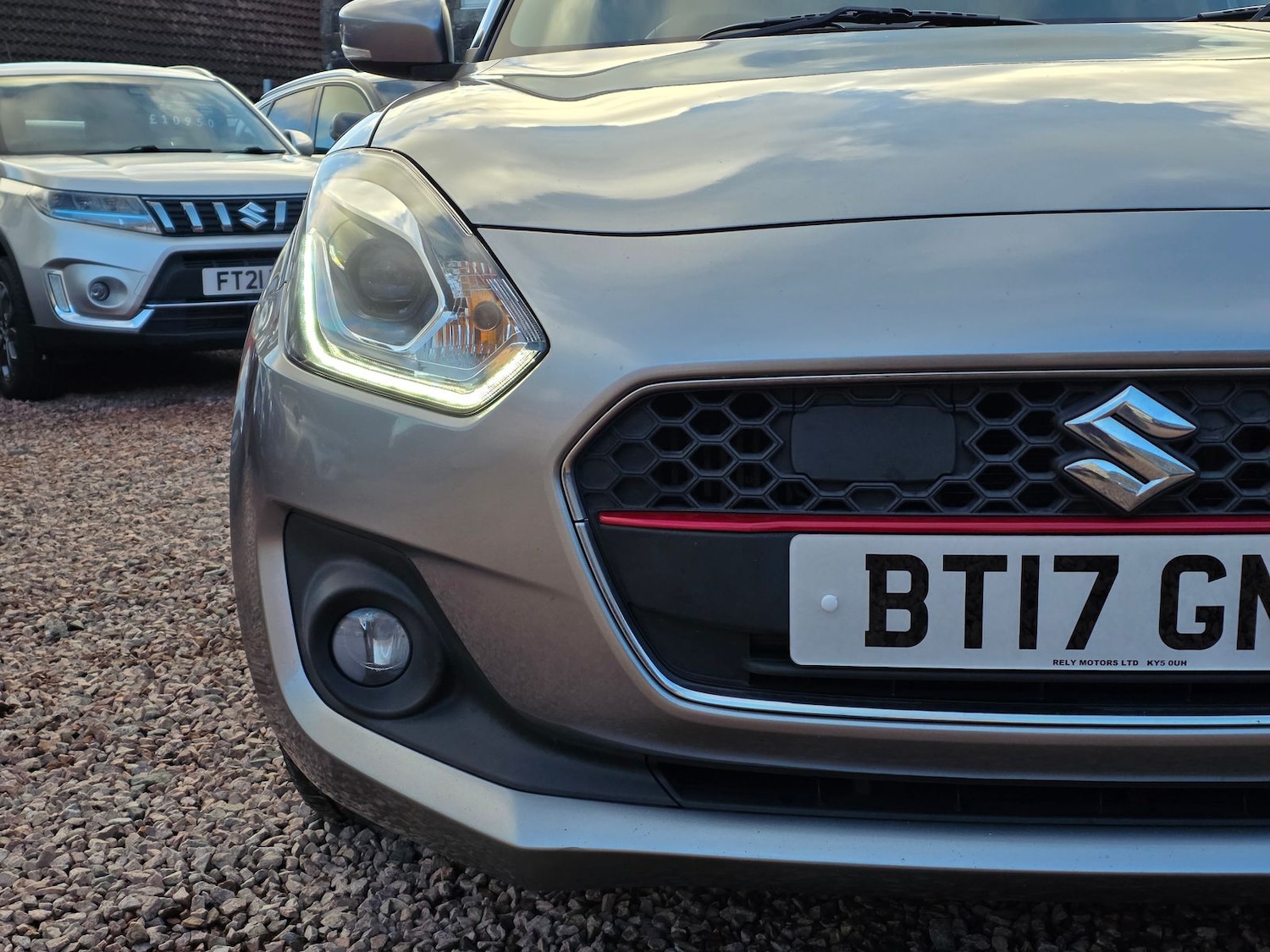 Used Suzuki Swift 2017 for sale - 76410453: Photo 4