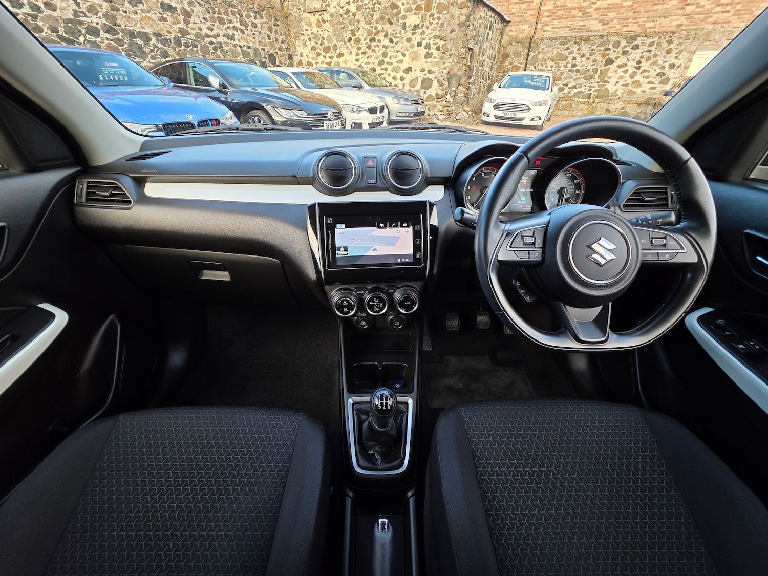 Used Suzuki Swift 2017 for sale - 76410453: Photo 7