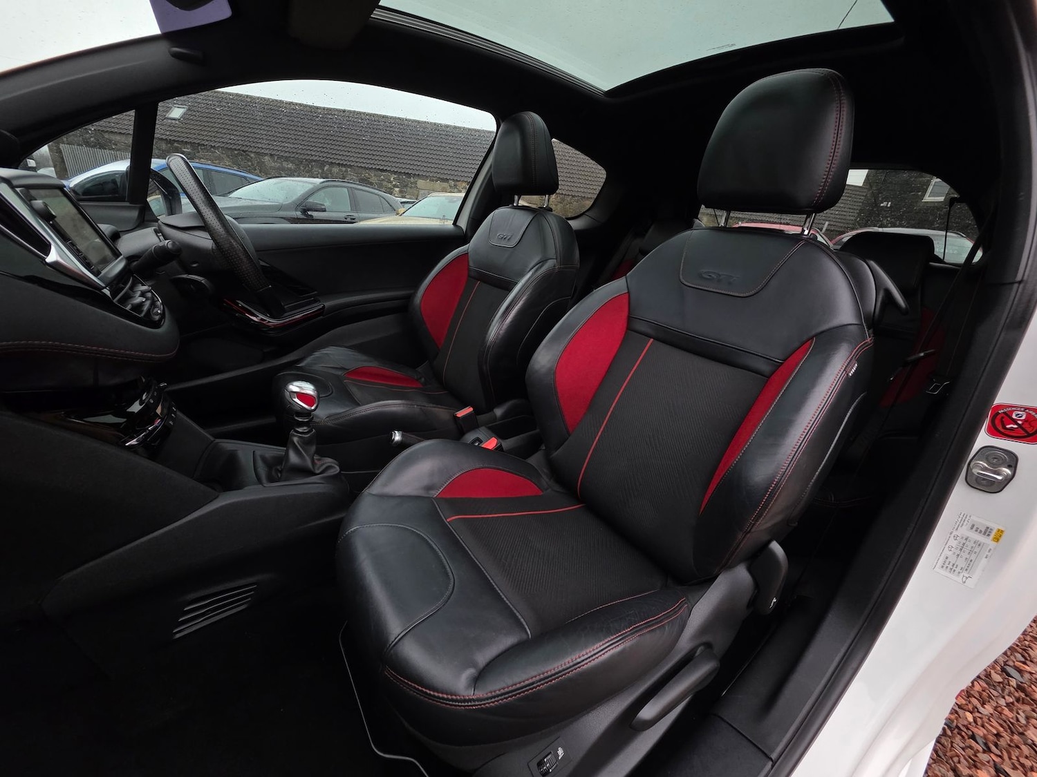 Used Peugeot 208 2016 for sale - 77512758: Photo 15