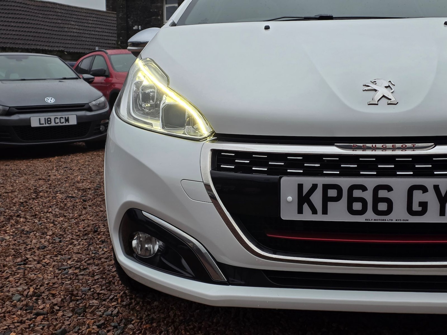 Used Peugeot 208 2016 for sale - 77512758: Photo 3
