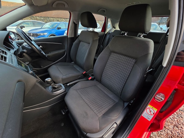 Used Volkswagen Polo 2014 for sale - 76297373: Photo 10