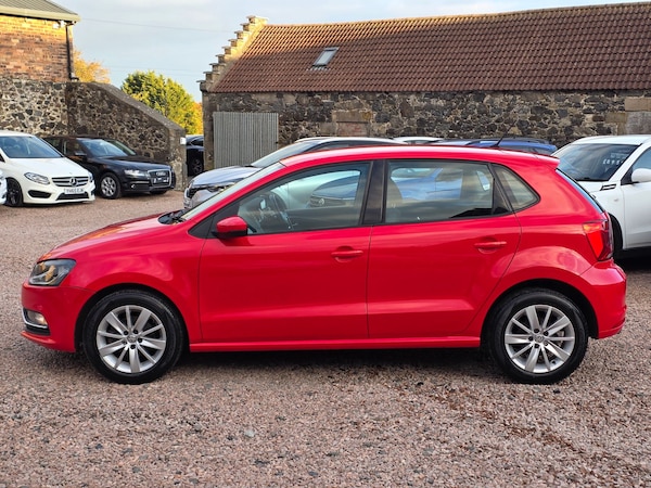 Used Volkswagen Polo 2014 for sale - 76297373: Photo 13