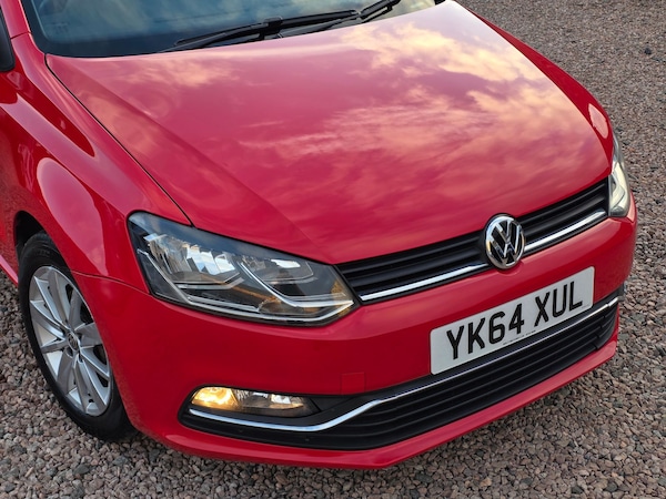 Used Volkswagen Polo 2014 for sale - 76297373: Photo 2