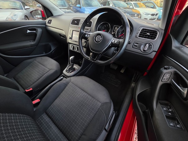 Used Volkswagen Polo 2014 for sale - 76297373: Photo 8