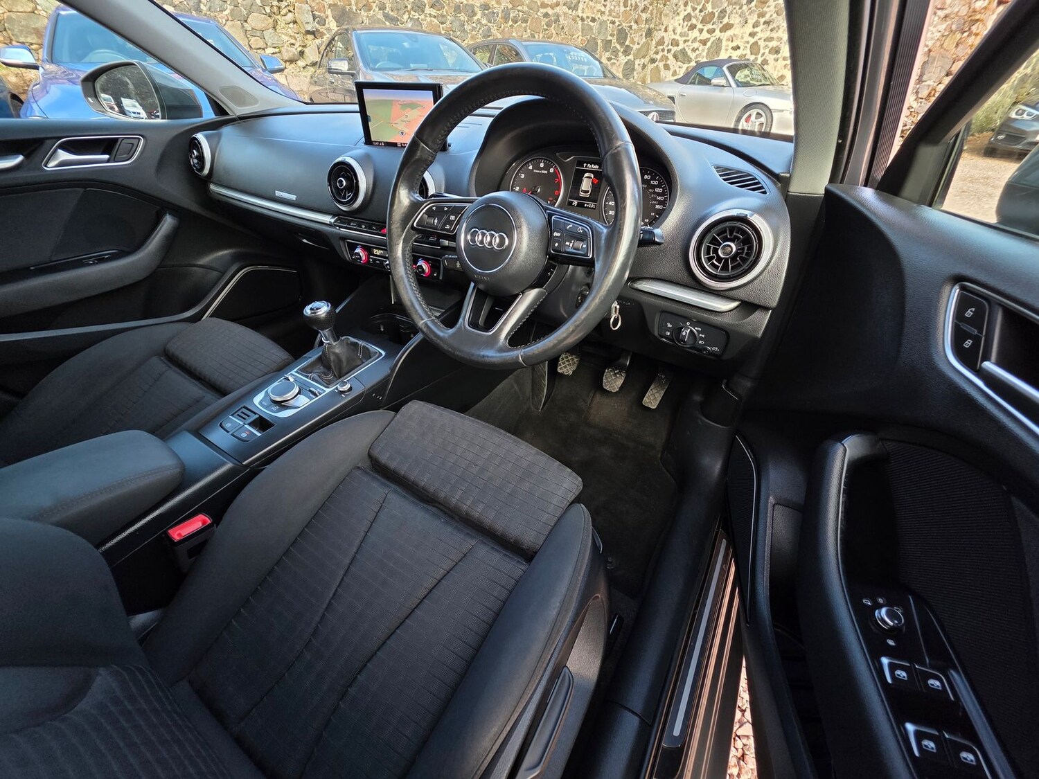 Used Audi A3 2017 for sale - 77576552: Photo 8