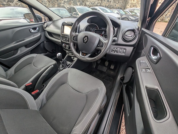 Used Renault Clio 2018 for sale - 74681333: Photo 8