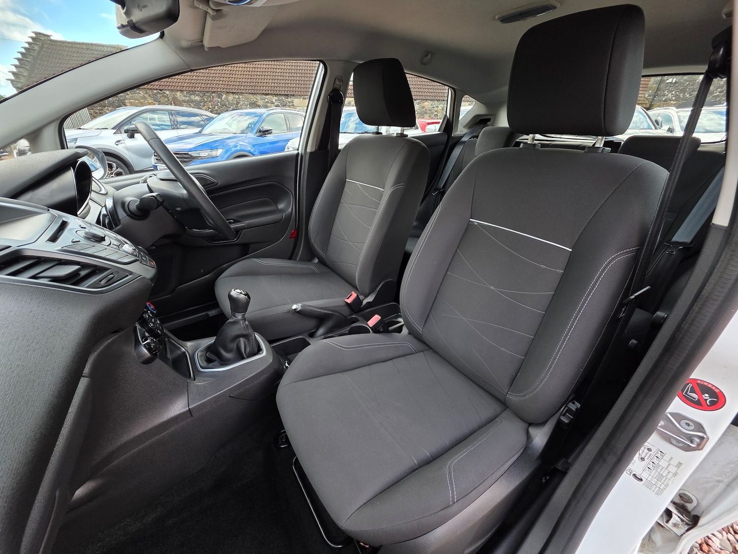 Used Ford Fiesta 2015 for sale - 76350693: Photo 10