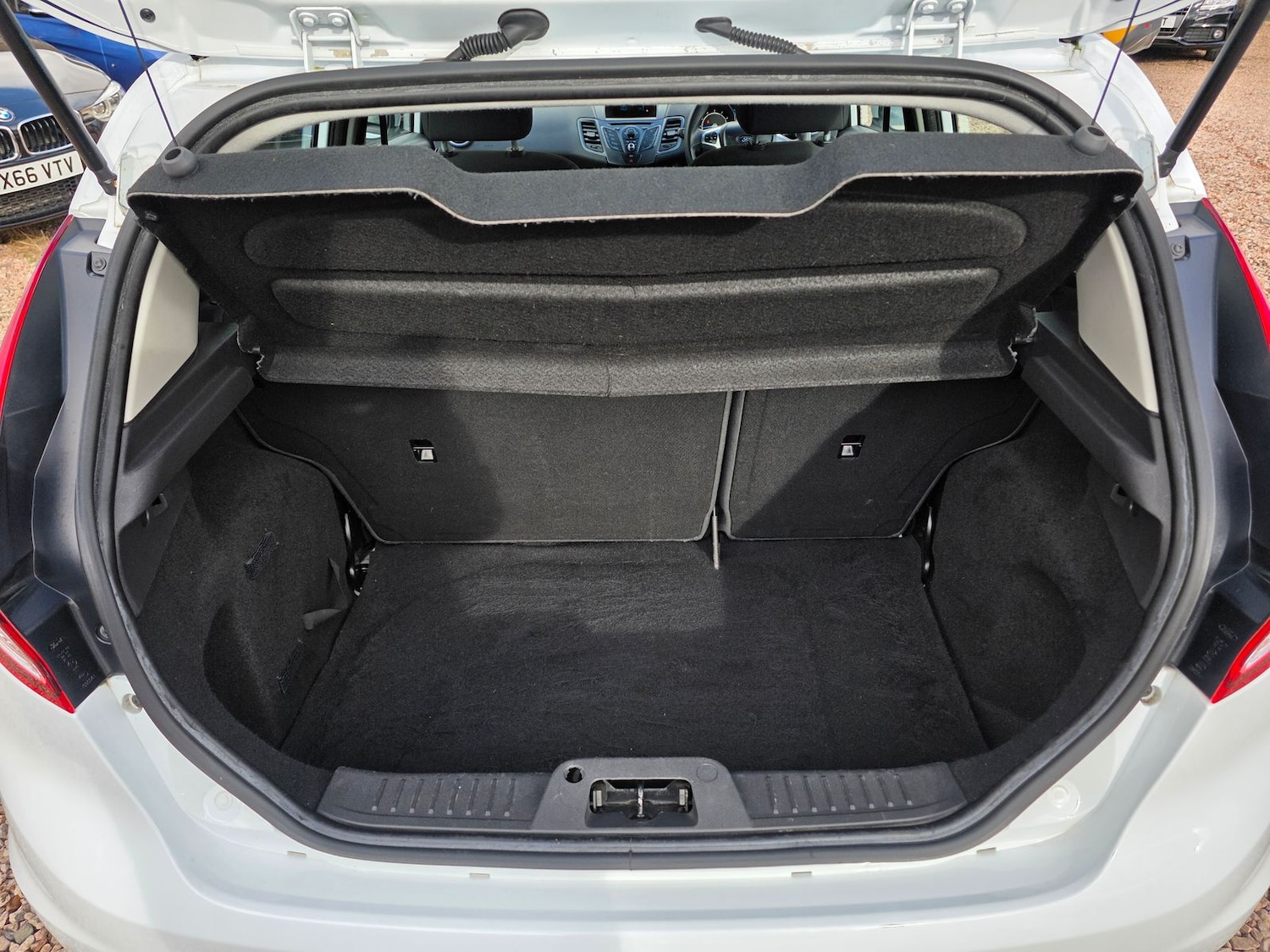 Used Ford Fiesta 2015 for sale - 76350693: Photo 13
