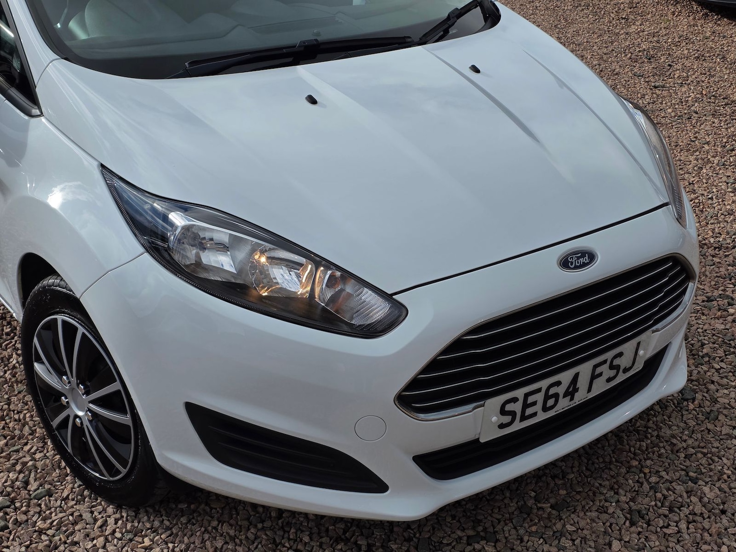 Used Ford Fiesta 2015 for sale - 76350693: Photo 2