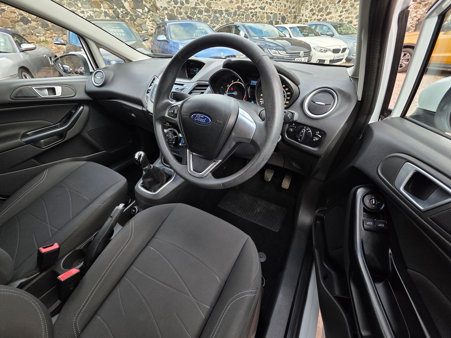 Used Ford Fiesta 2015 for sale - 76350693: Photo 8