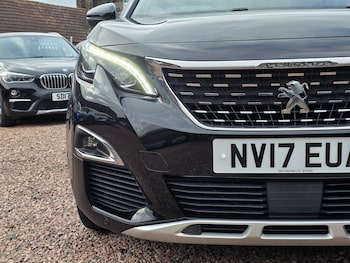 Used Peugeot 3008 2017 for sale - 76915216: Photo