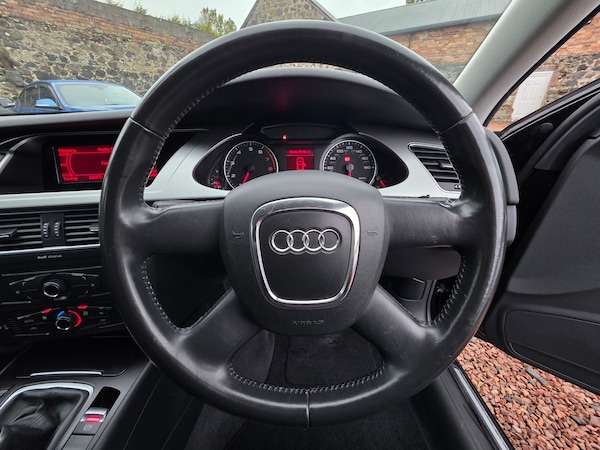 Used Audi A4 2011 for sale - 76338669: Photo 8