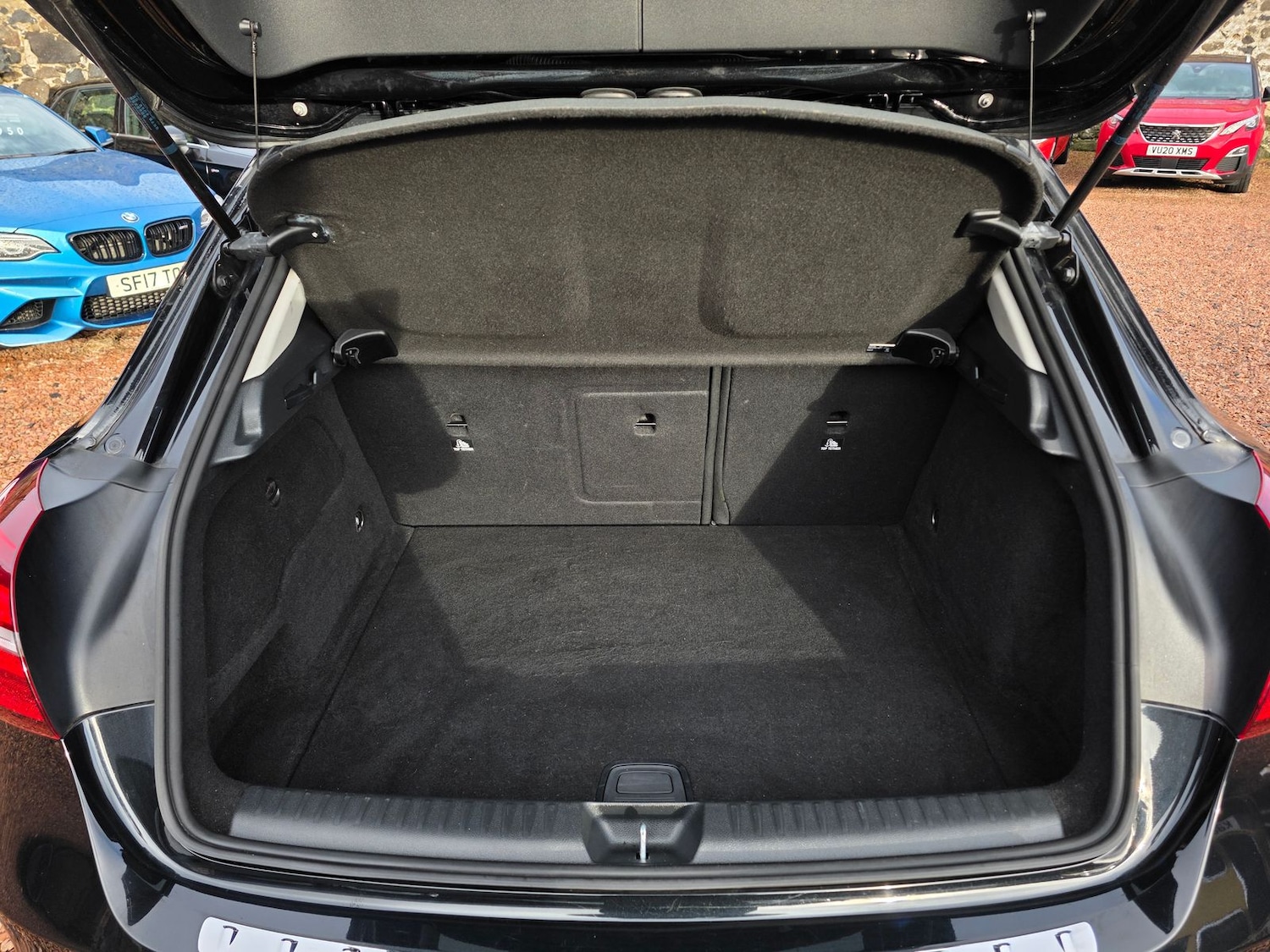 Used Mercedes-Benz GLA 2019 for sale - 77232324: Photo 13