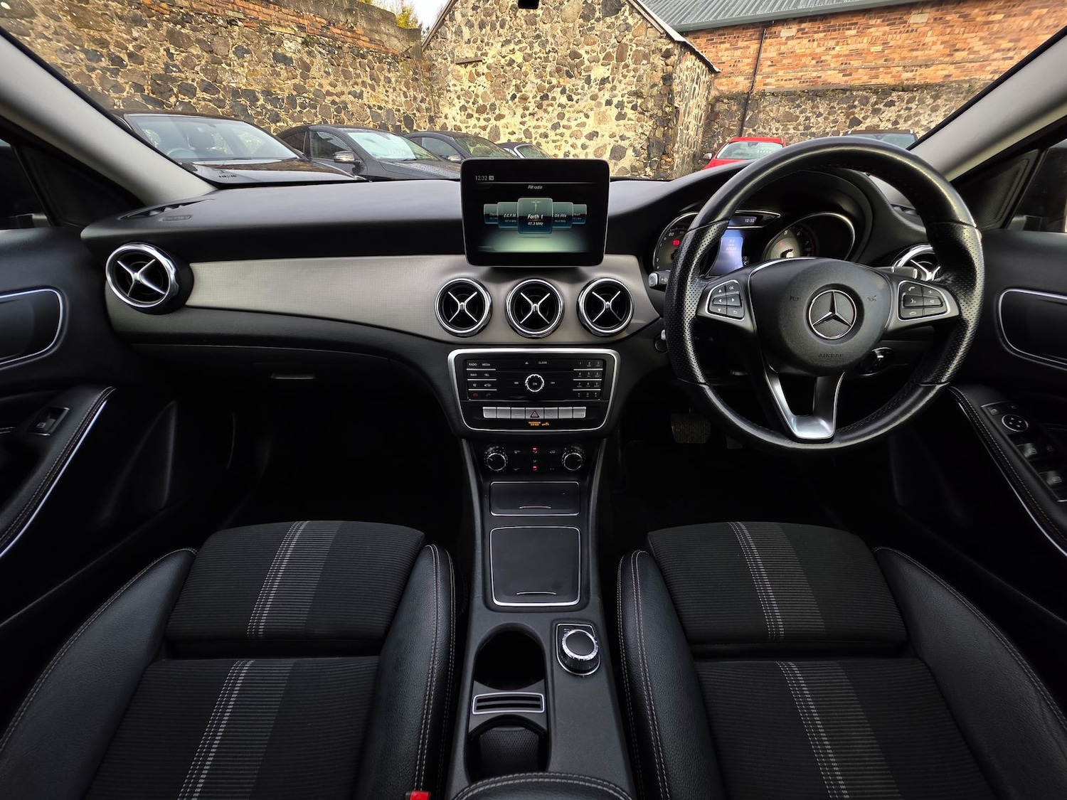 Used Mercedes-Benz GLA 2019 for sale - 77232324: Photo 7