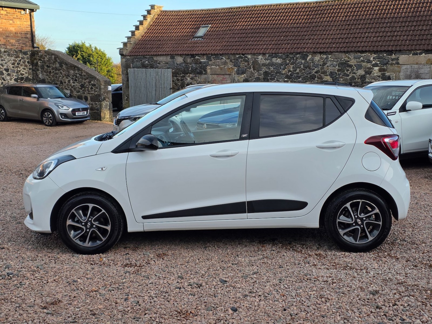 Used Hyundai i10 2018 for sale - 76400584: Photo 13