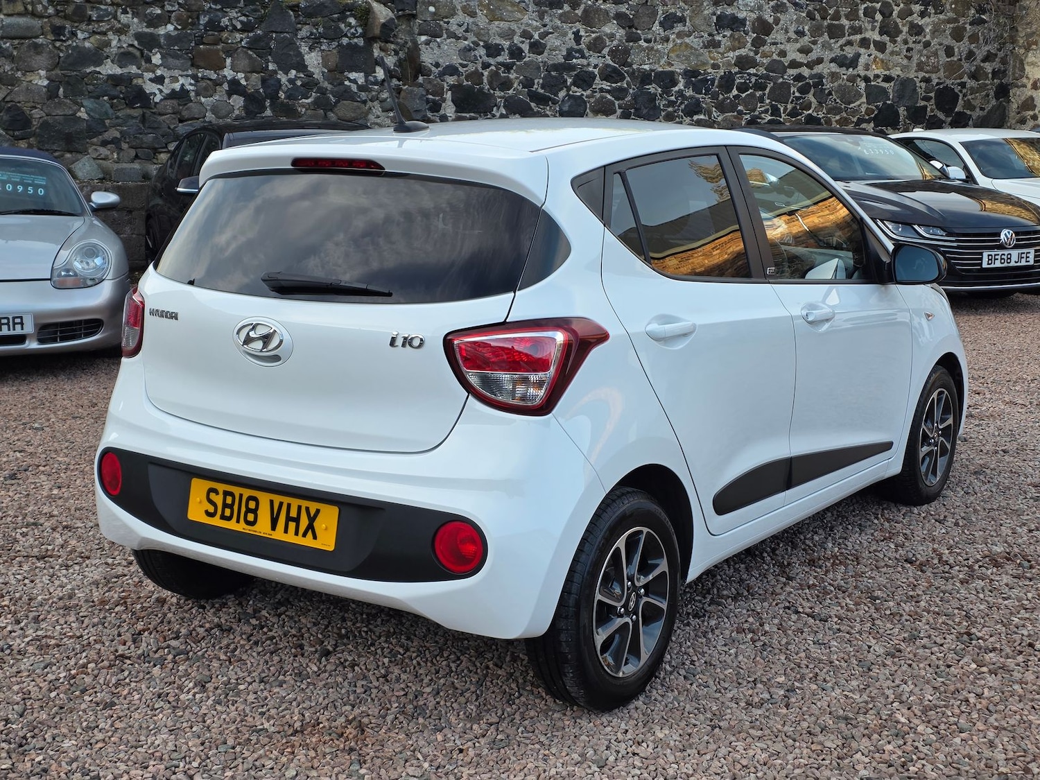 Used Hyundai i10 2018 for sale - 76400584: Photo 17