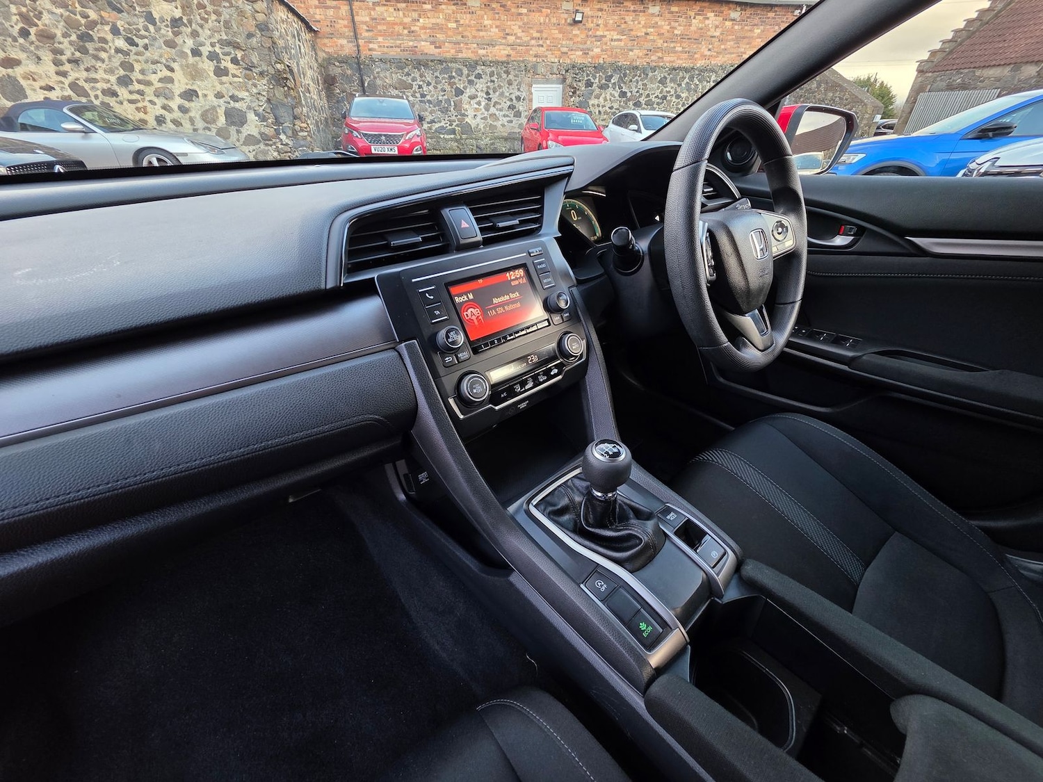 Used Honda Civic 2018 for sale - 77134065: Photo 10