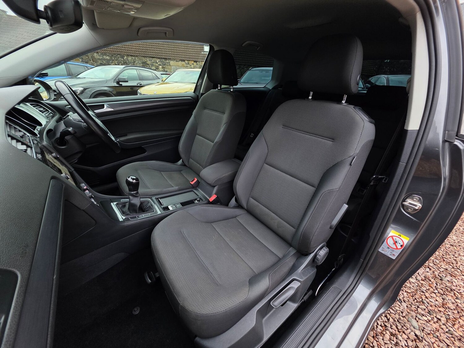 Used Volkswagen Golf 2017 for sale - 77365632: Photo 10