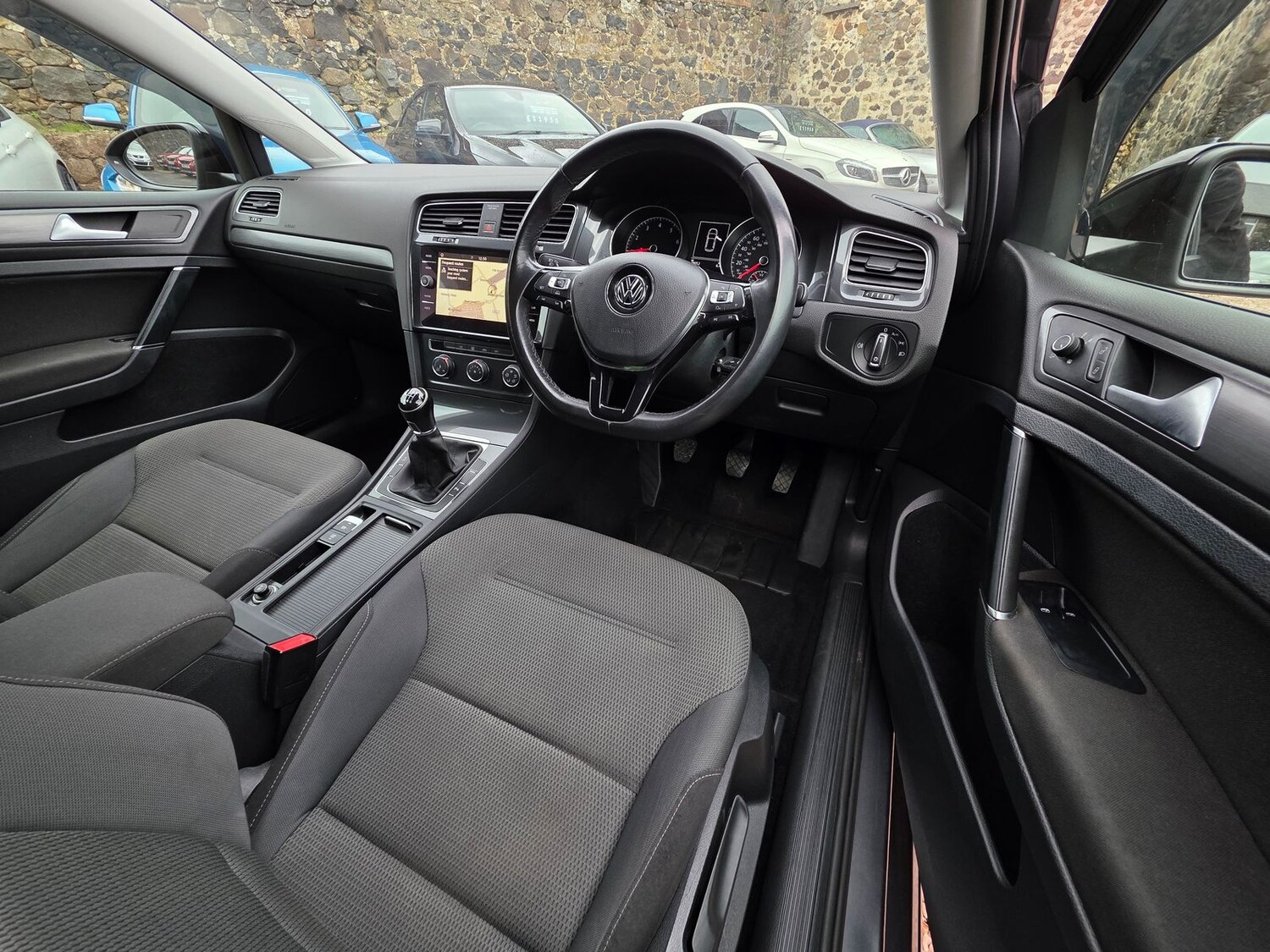 Used Volkswagen Golf 2017 for sale - 77365632: Photo 7