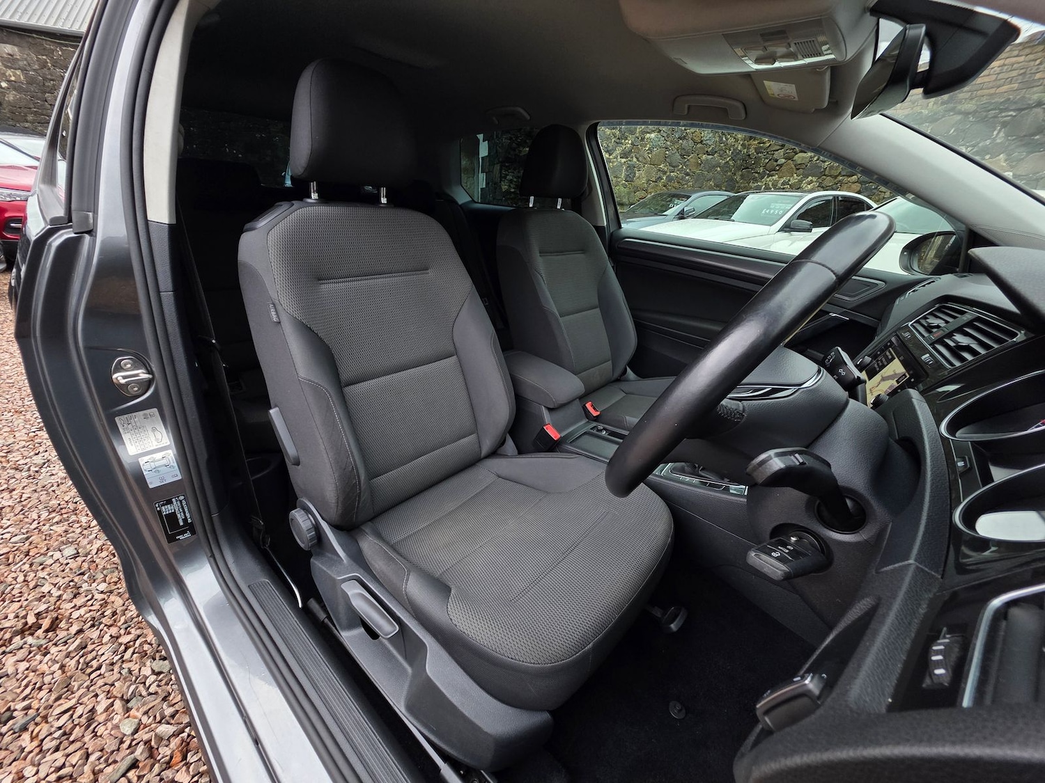 Used Volkswagen Golf 2017 for sale - 77365632: Photo 8