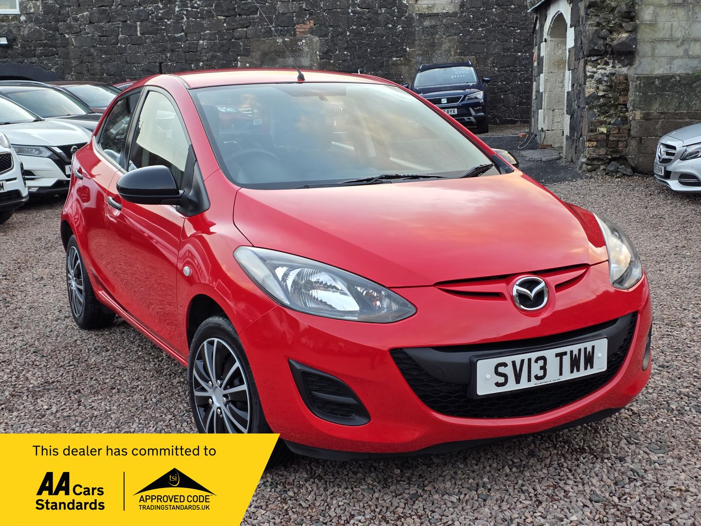 Used Mazda Mazda2 2013 for sale - 76539741: Photo 1