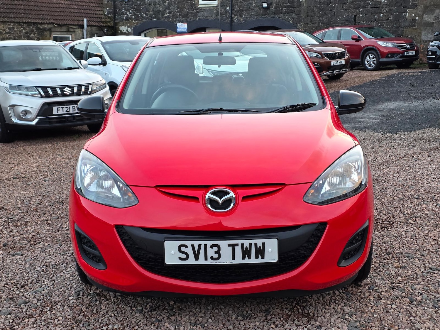 Used Mazda Mazda2 2013 for sale - 76539741: Photo 3