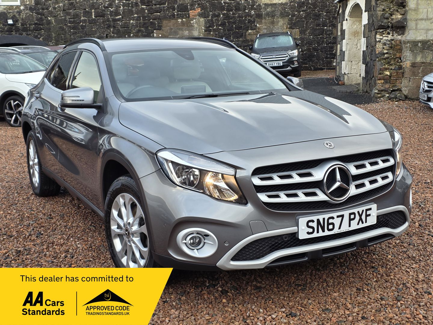 Used Mercedes-Benz GLA 2017 for sale - 76434560: Photo 1