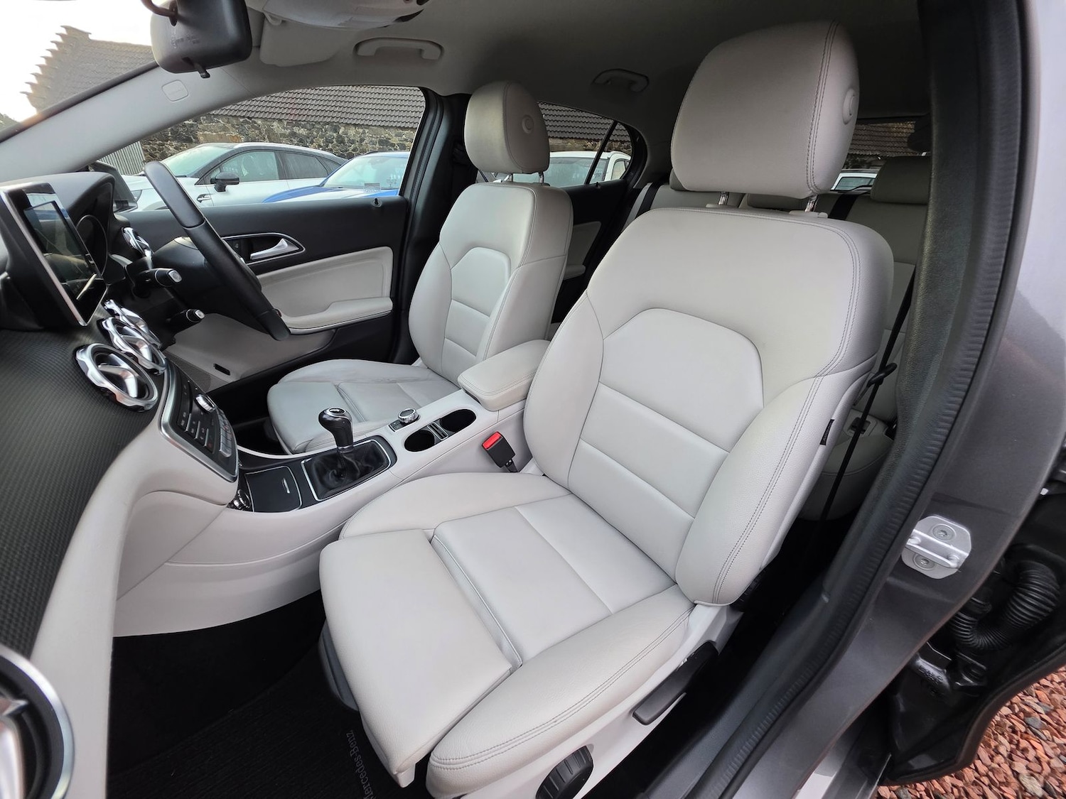 Used Mercedes-Benz GLA 2017 for sale - 76434560: Photo 10