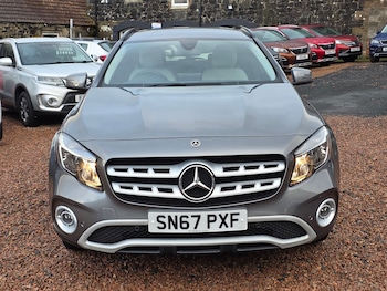 Used Mercedes-Benz GLA 2017 for sale - 76434560: Photo