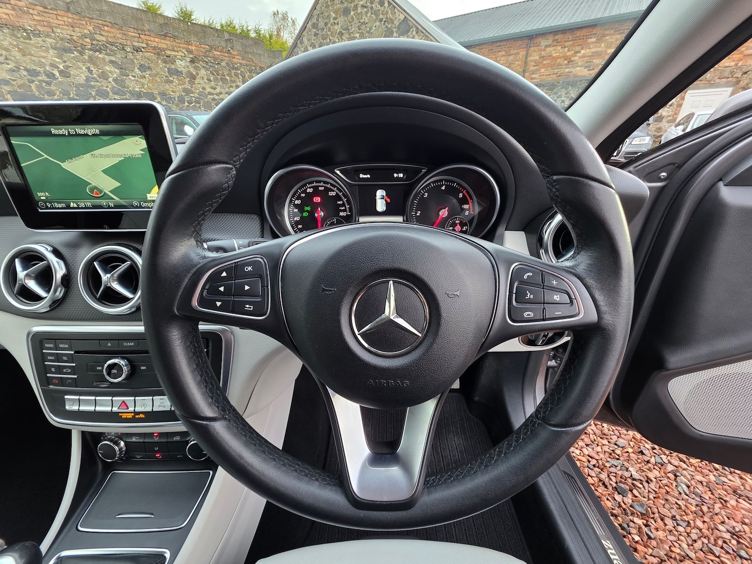 Used Mercedes-Benz GLA 2017 for sale - 76434560: Photo 9