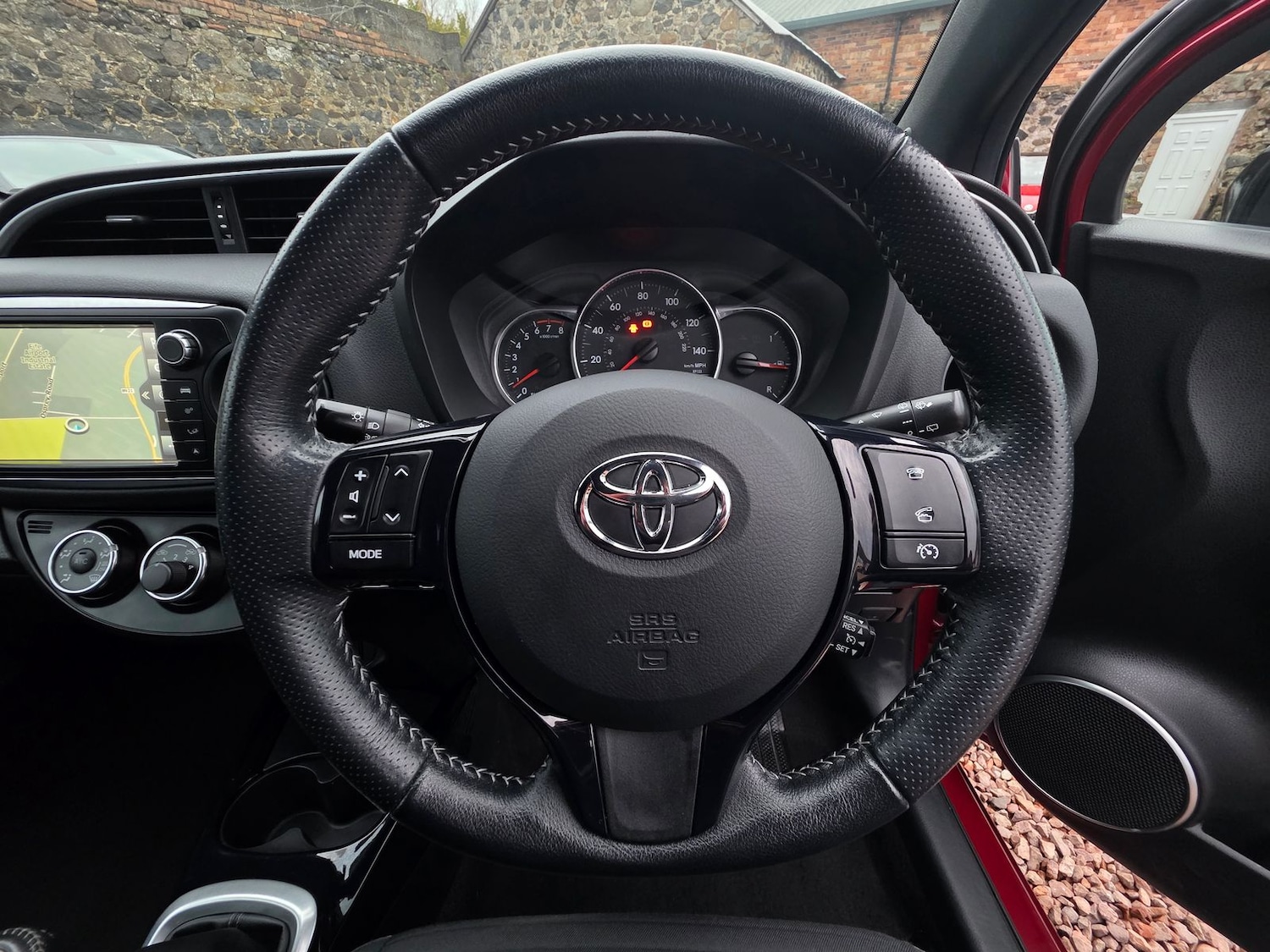 Used Toyota Yaris 2017 for sale - 77281198: Photo 13