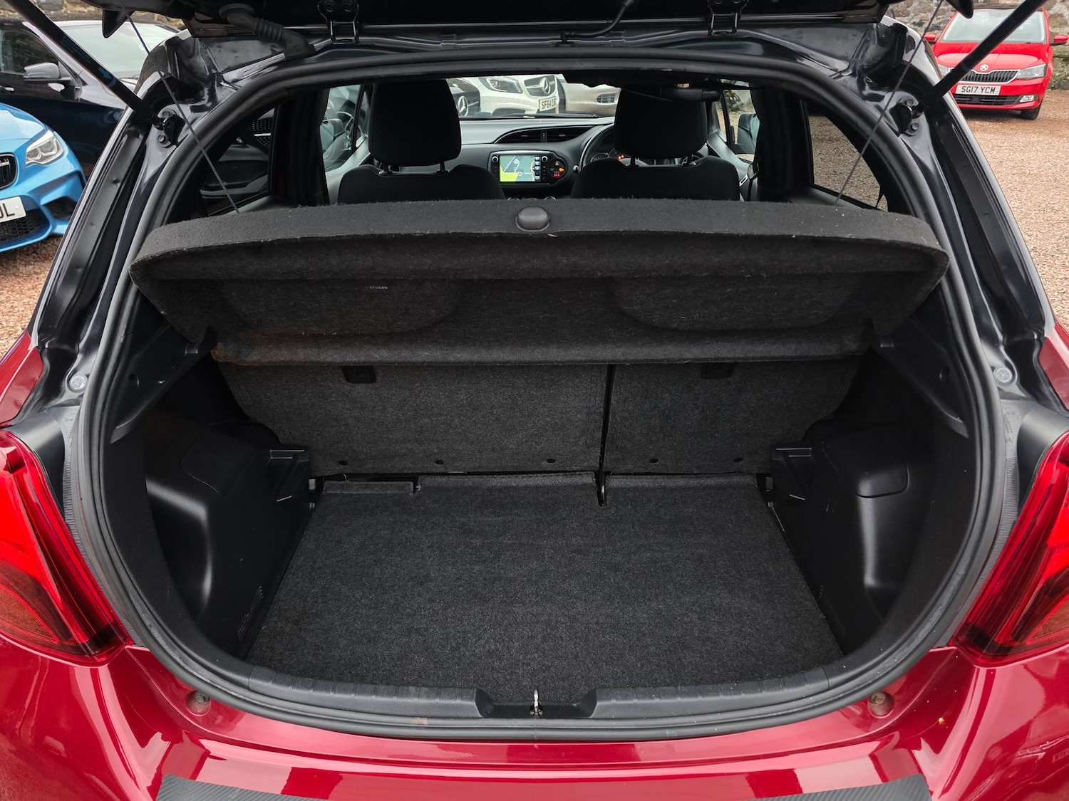 Used Toyota Yaris 2017 for sale - 77281198: Photo 17