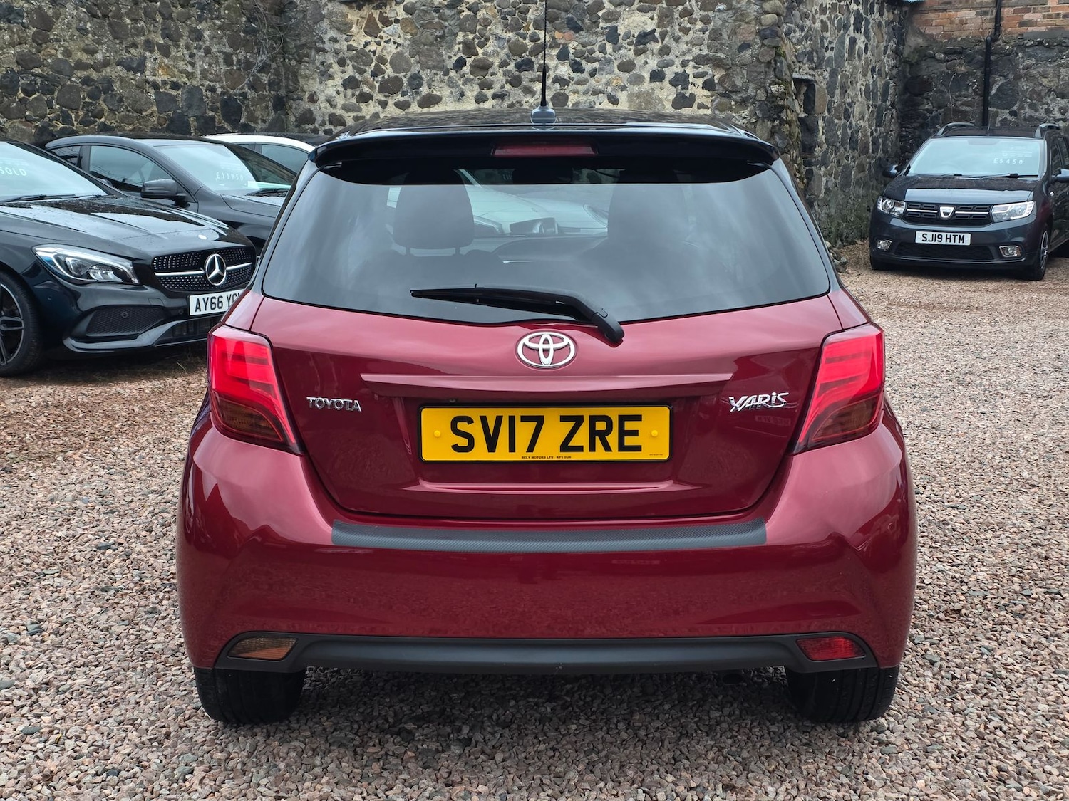 Used Toyota Yaris 2017 for sale - 77281198: Photo 8