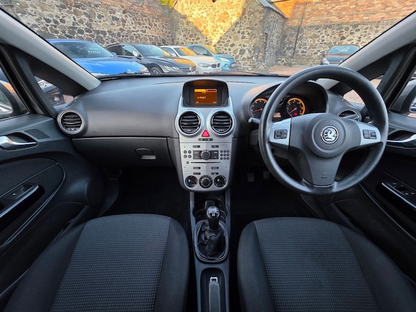 Used Vauxhall Corsa 2011 for sale - 76285547: Photo 7