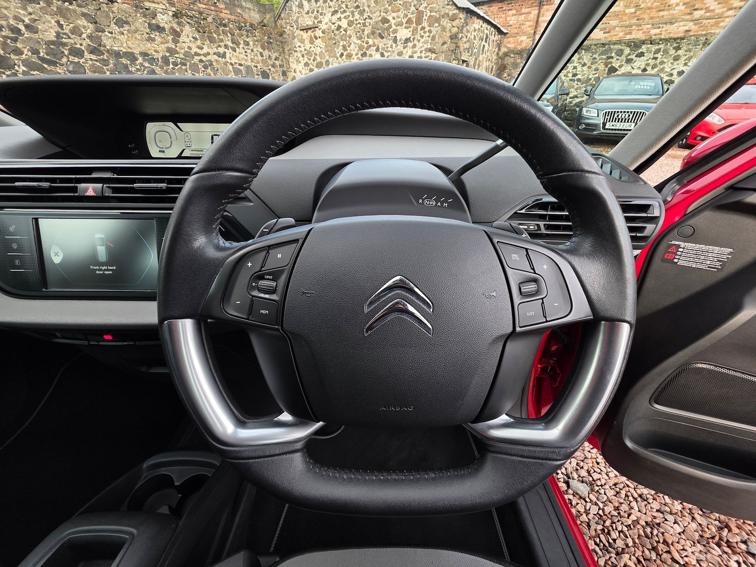 Used Citroen C4 Picasso 2014 for sale - 76563591: Photo 9