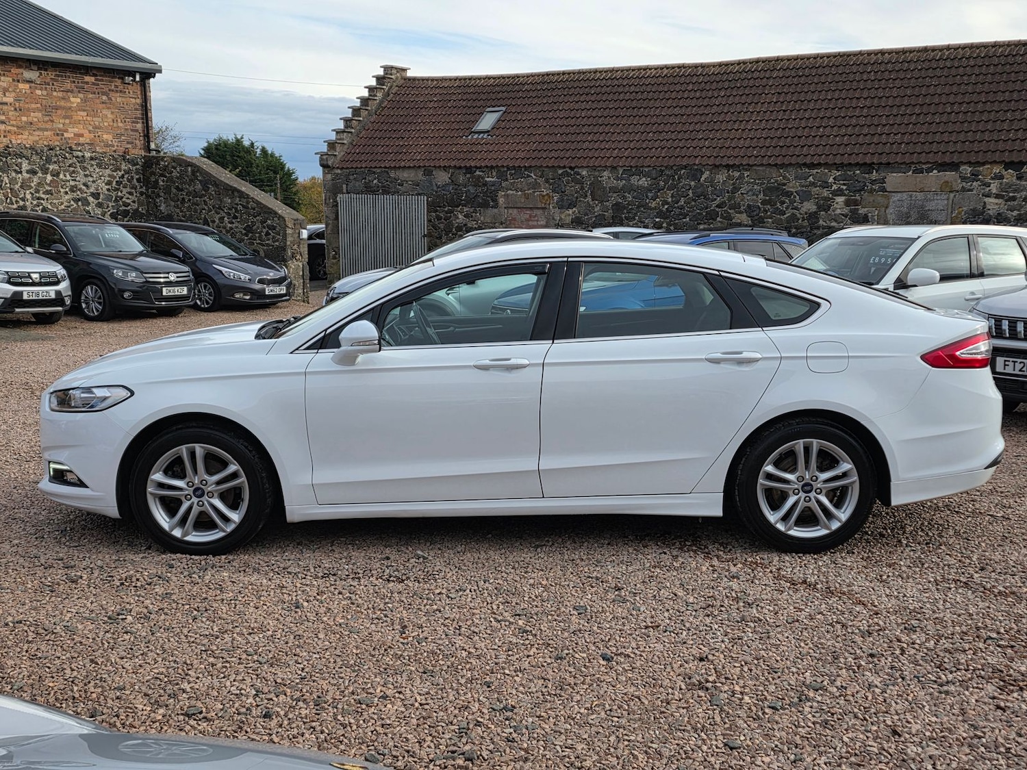 Used Ford Mondeo 2017 for sale - 76361670: Photo 14