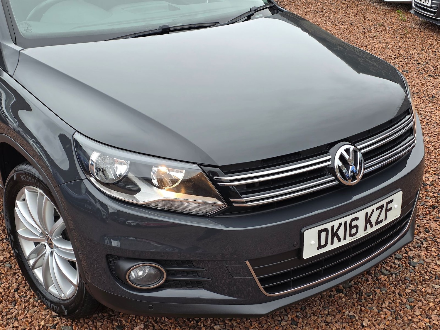 Used Volkswagen Tiguan 2016 for sale - 76139953: Photo 2