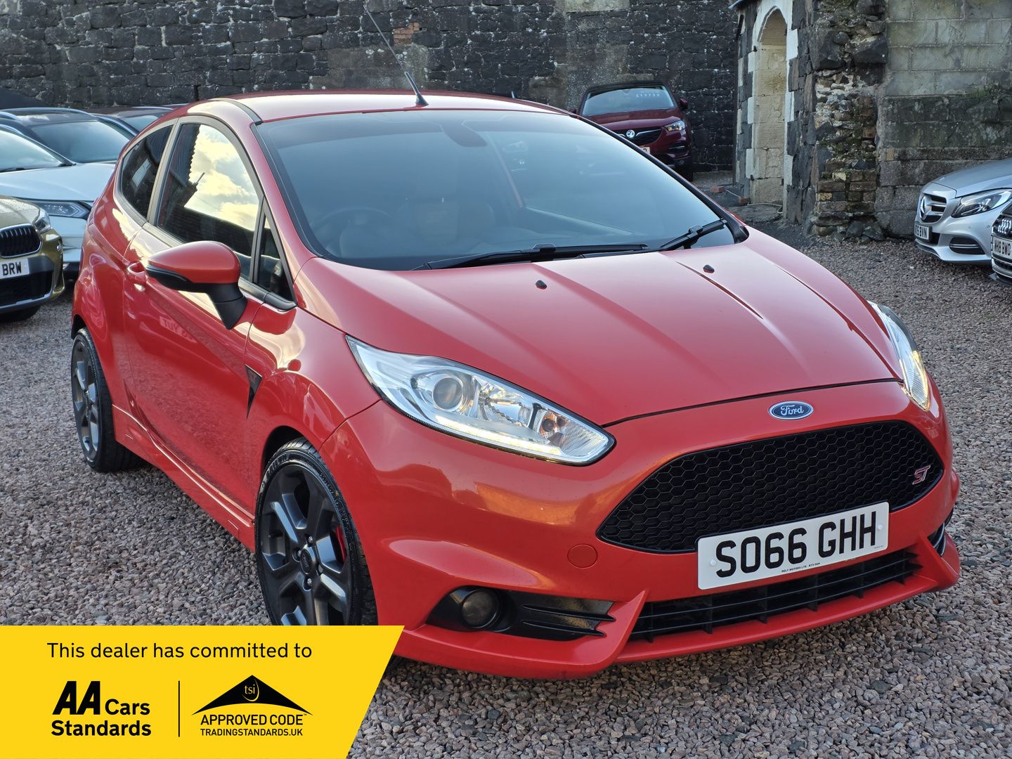 Used Ford Fiesta 2016 for sale - 76648159: Photo 1