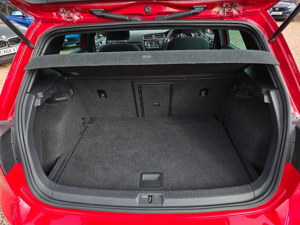 Used Volkswagen Golf 2015 for sale - 76124876: Photo 13